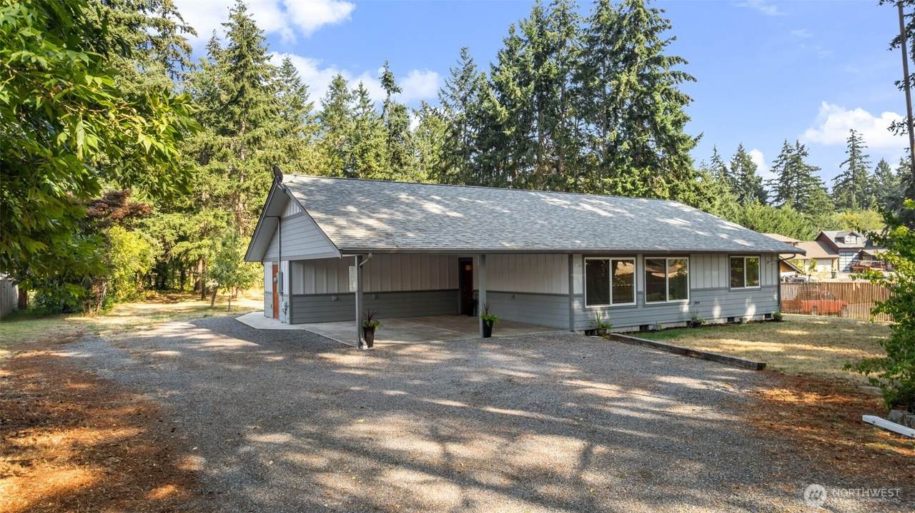 15715 5th Avenue - Photo 1