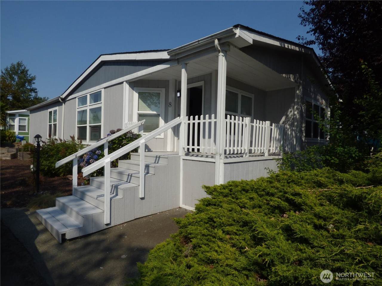111 99th Street - Photo 1