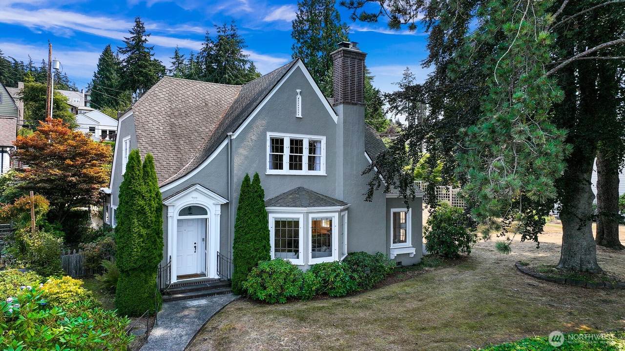 721 15th Street - Photo 1