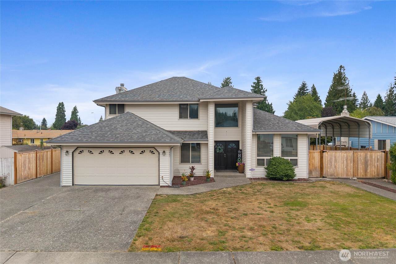 1447 33rd Street - Photo 1