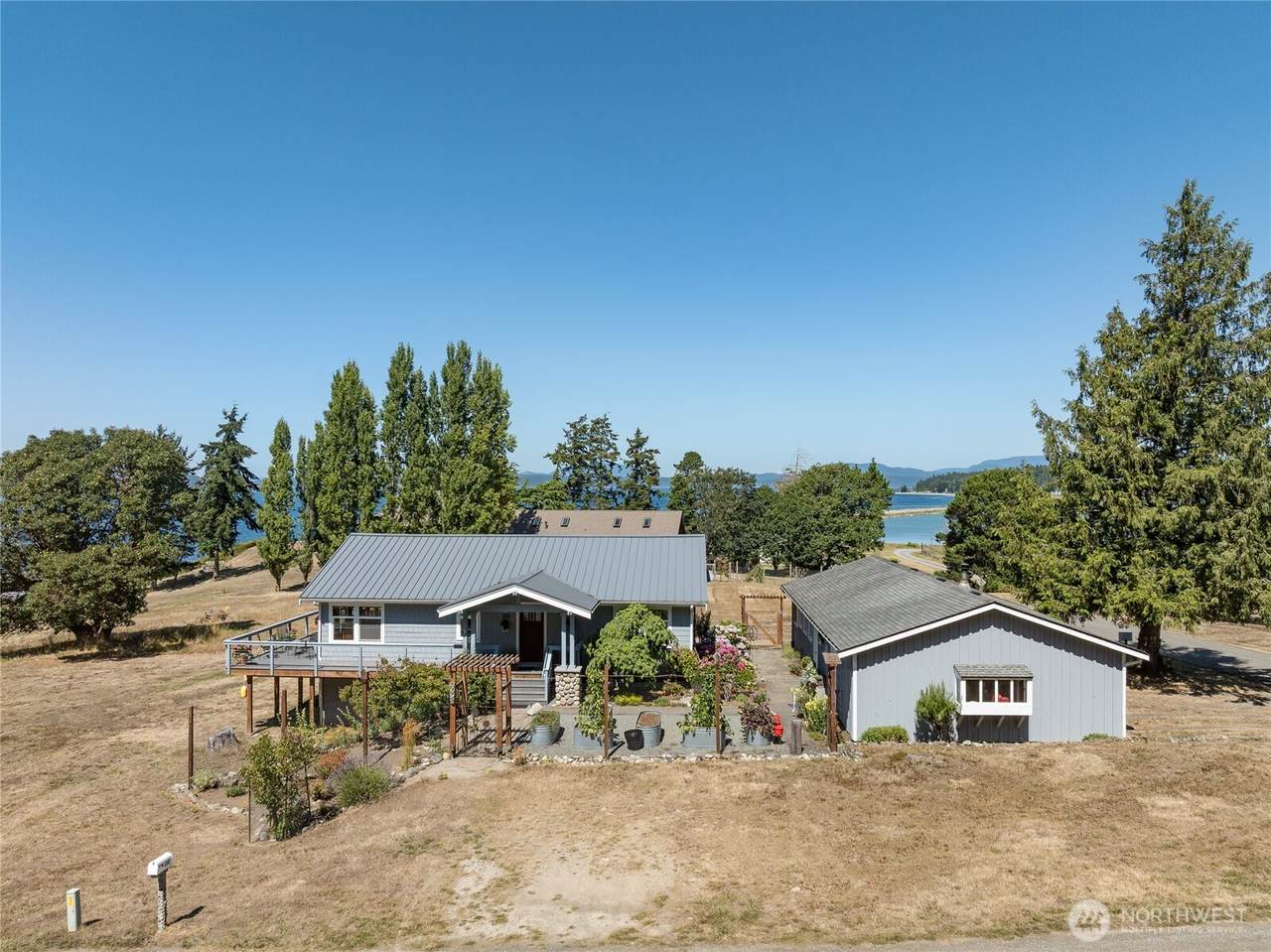 130 Perkins Lane - Photo 1