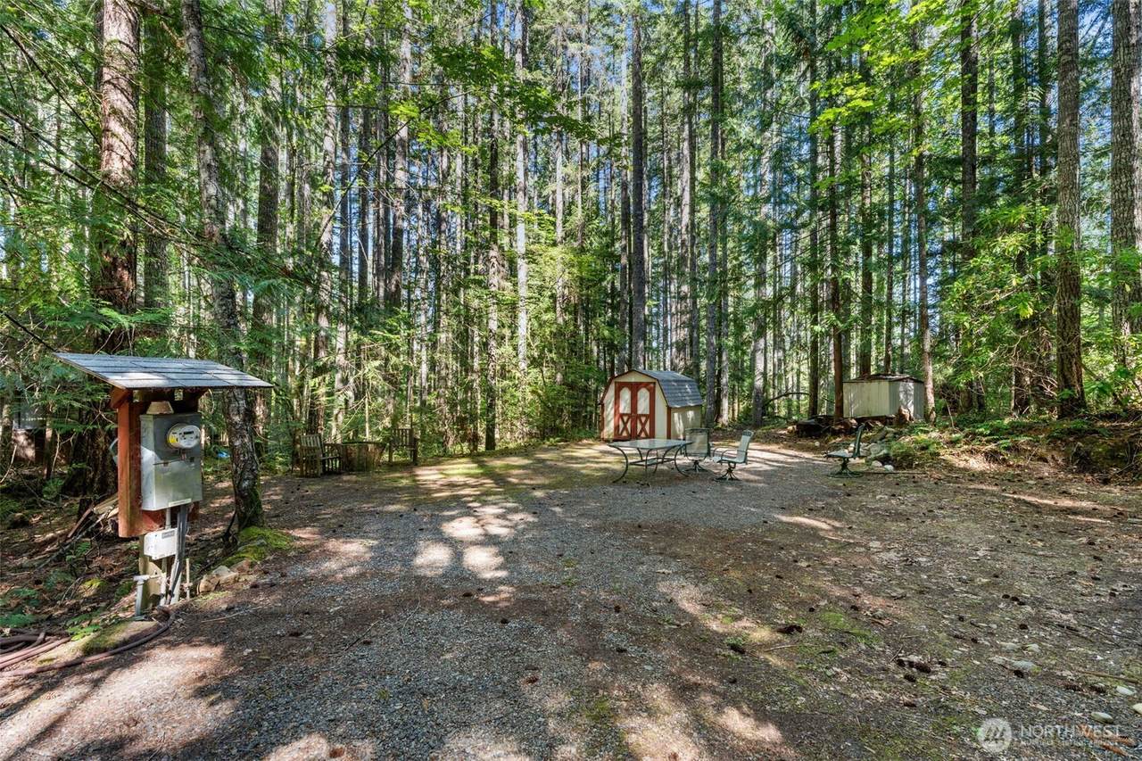 331 N. Dow Mtn. Drive - Photo 1