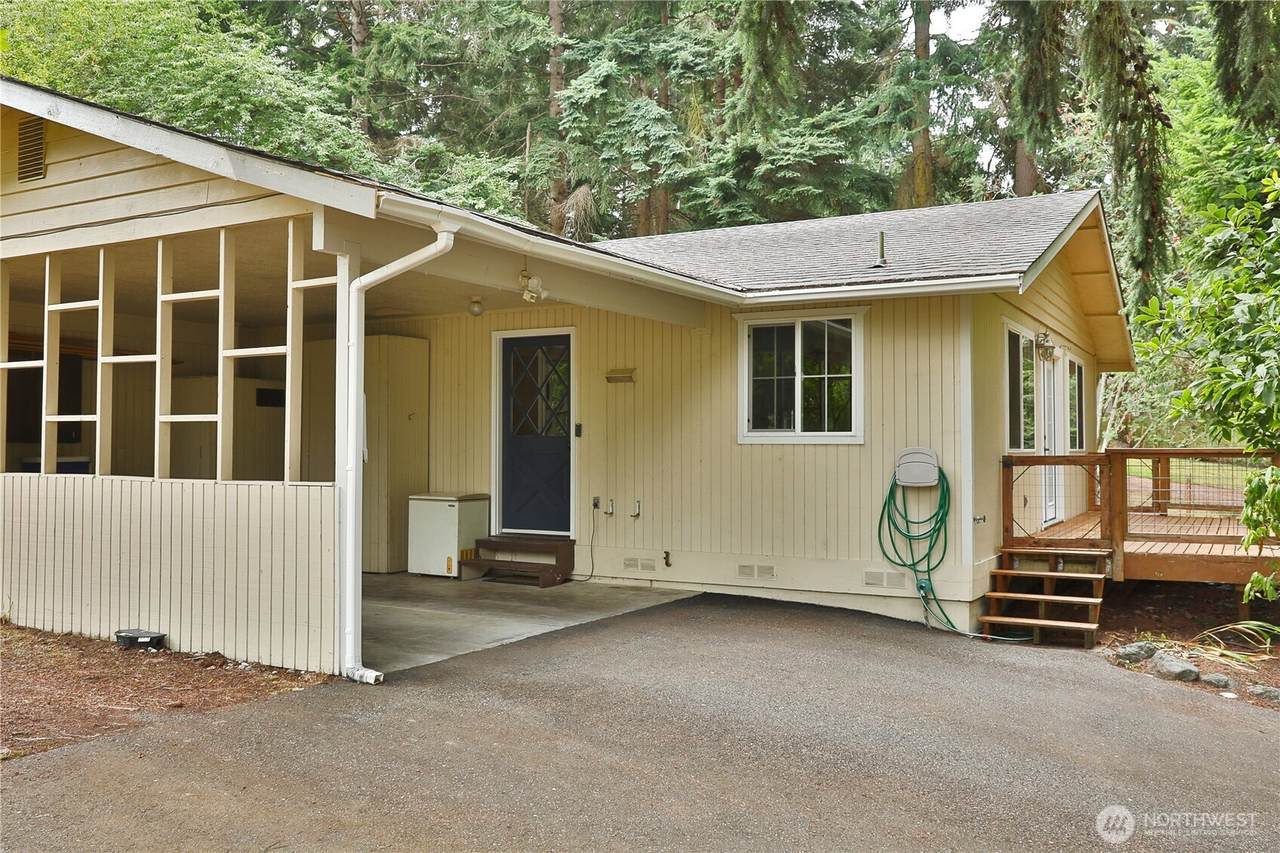 6255 Bayview Road - Photo 1