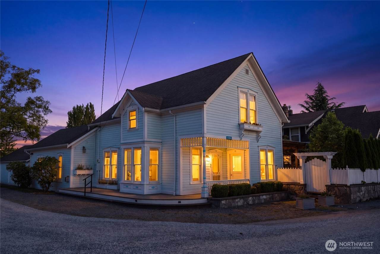 14064 Mactaggart Avenue - Photo 1