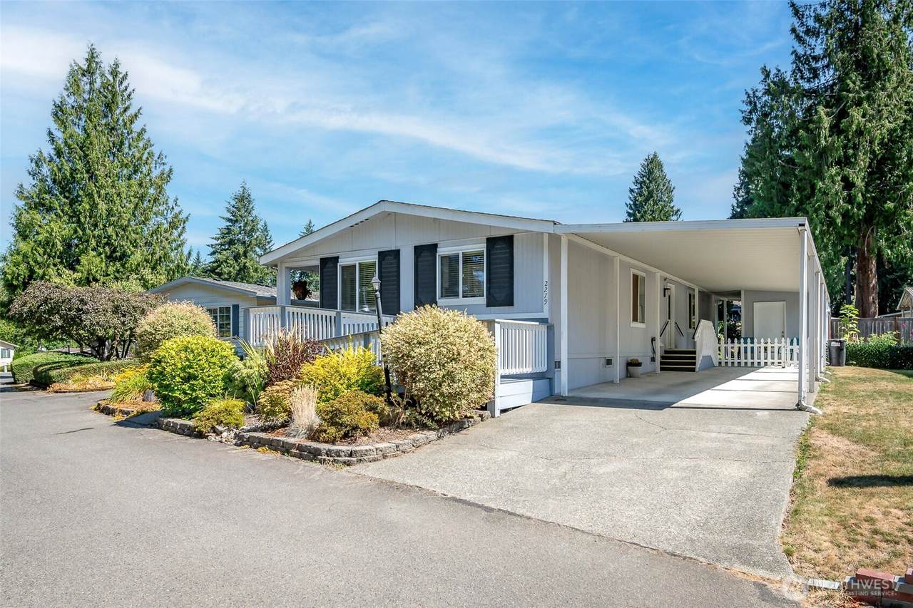 2279 Ventura Avenue - Photo 1