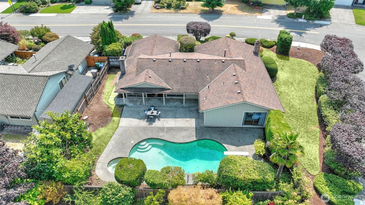 14656 Fairwood Boulevard - Photo 1