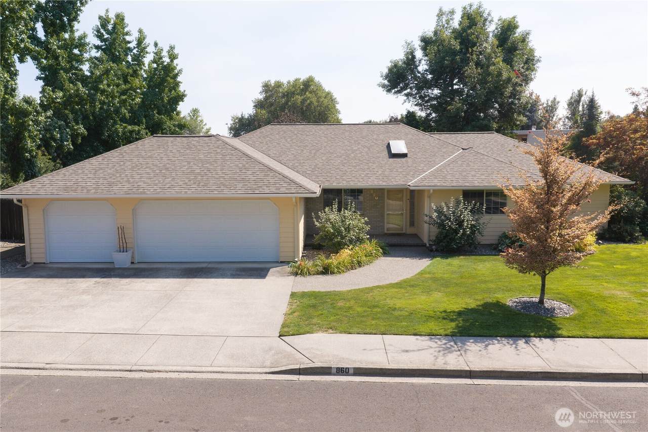 860 Fern Court - Photo 1