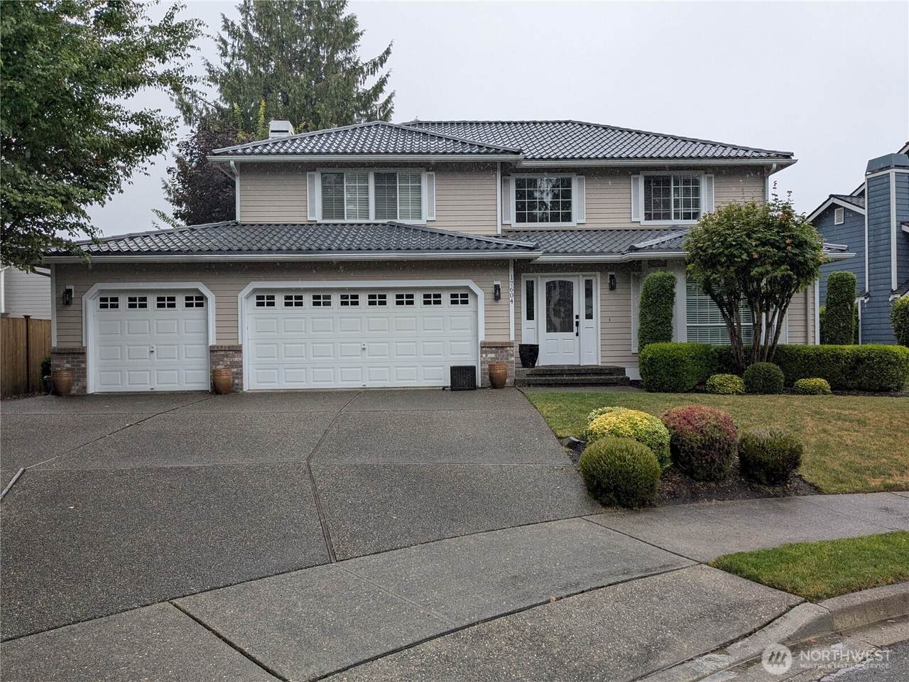17604 Muirfield Court - Photo 1