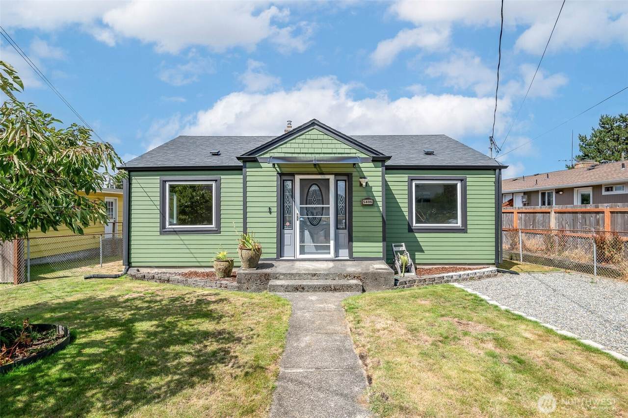 5406 L Street - Photo 1