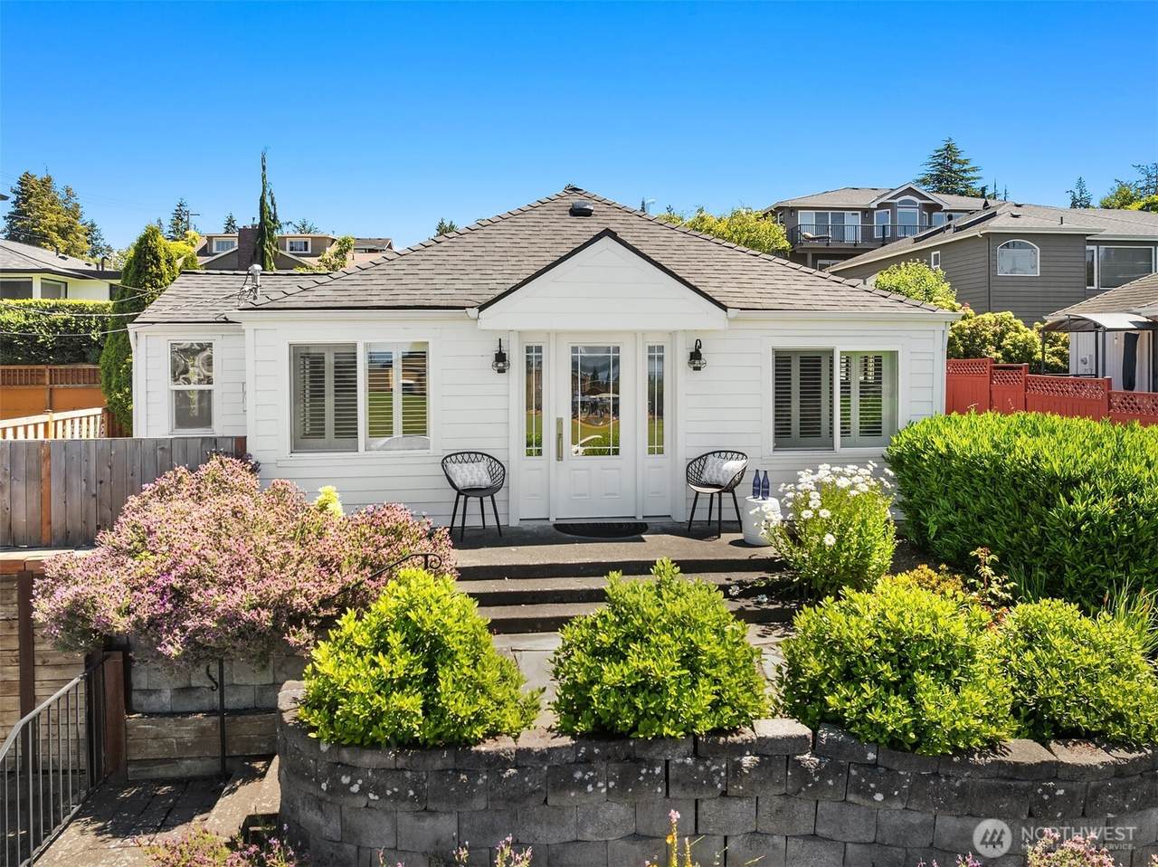 103 8th Avenue - Photo 1