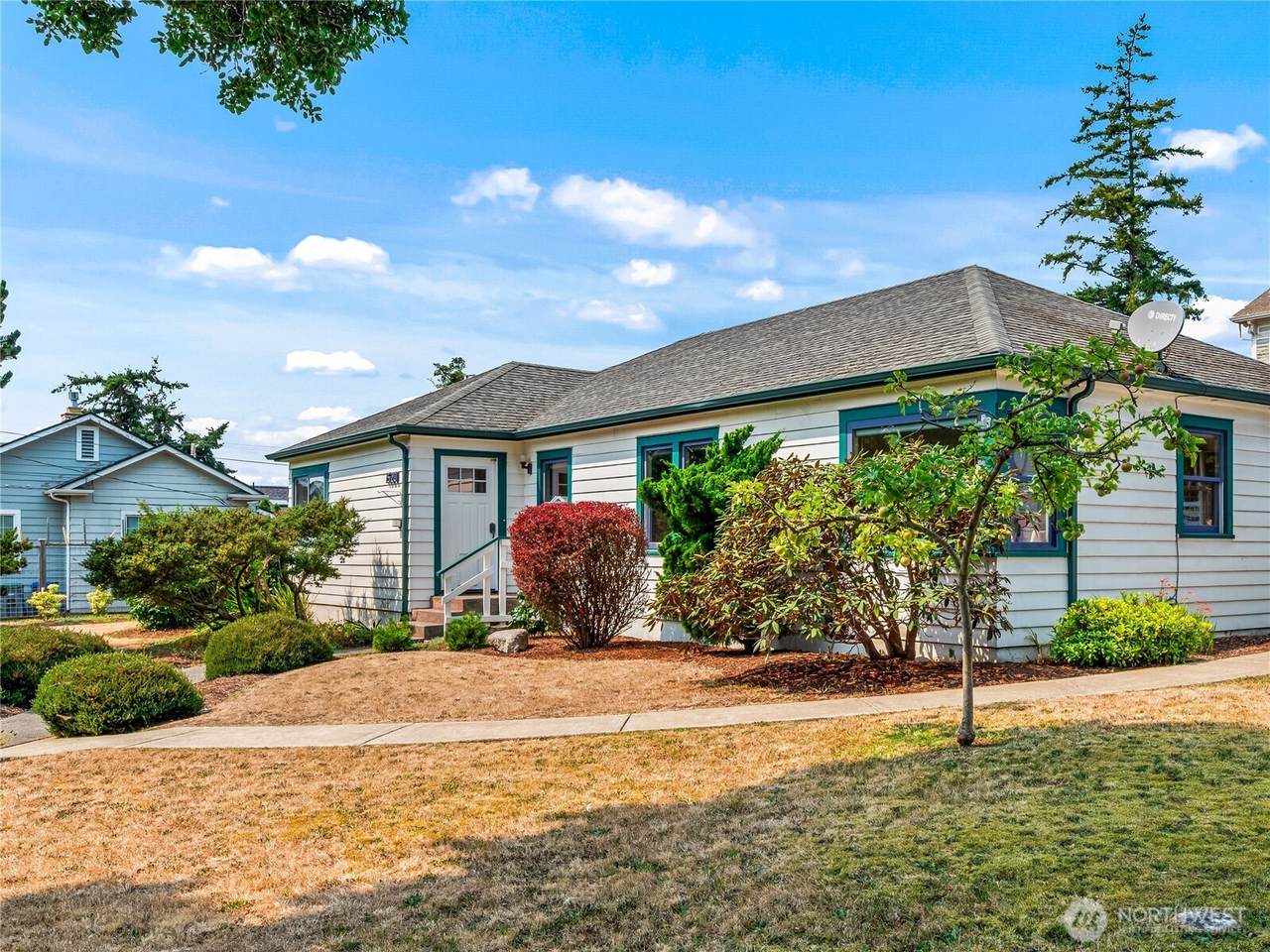 1520 Lawrence - Photo 1