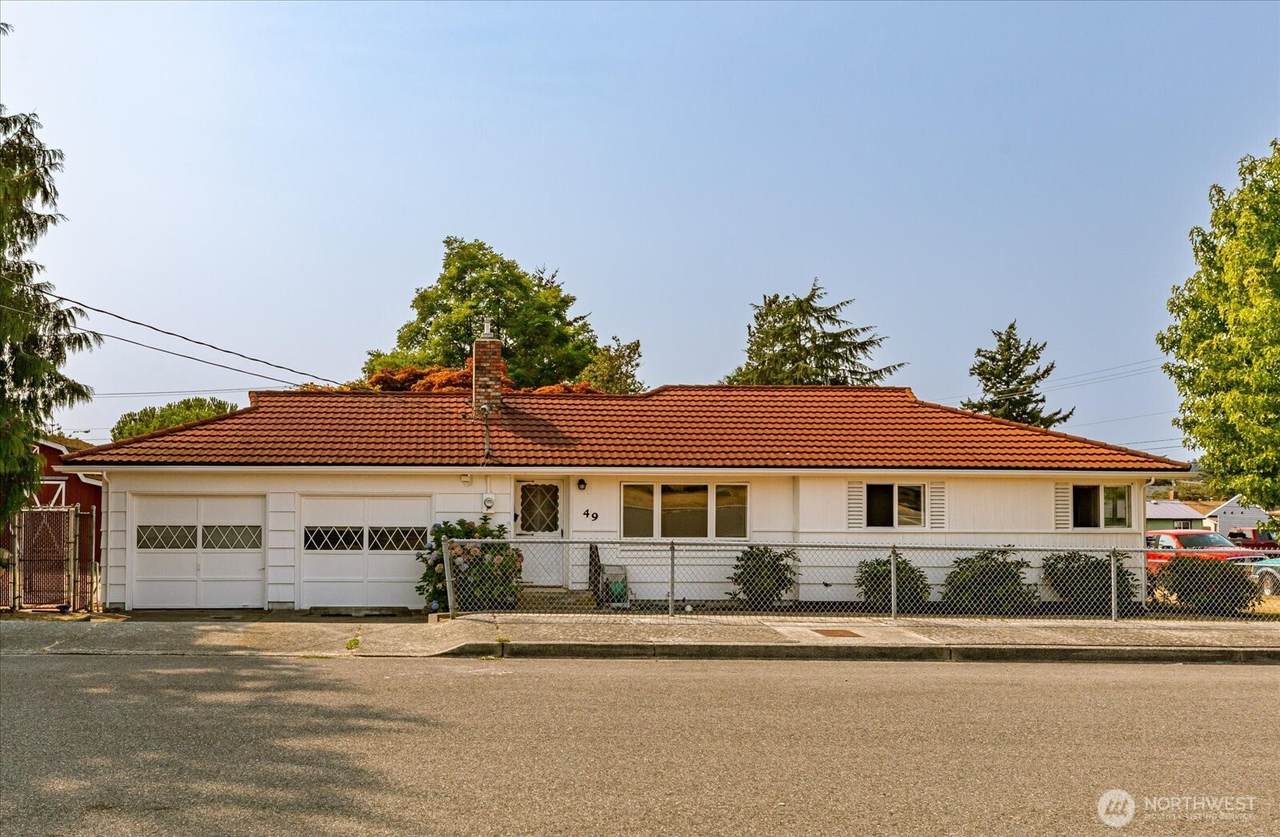49 Pasek Street - Photo 1