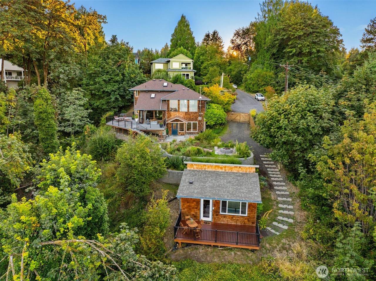 1111 Woodard Avenue - Photo 1