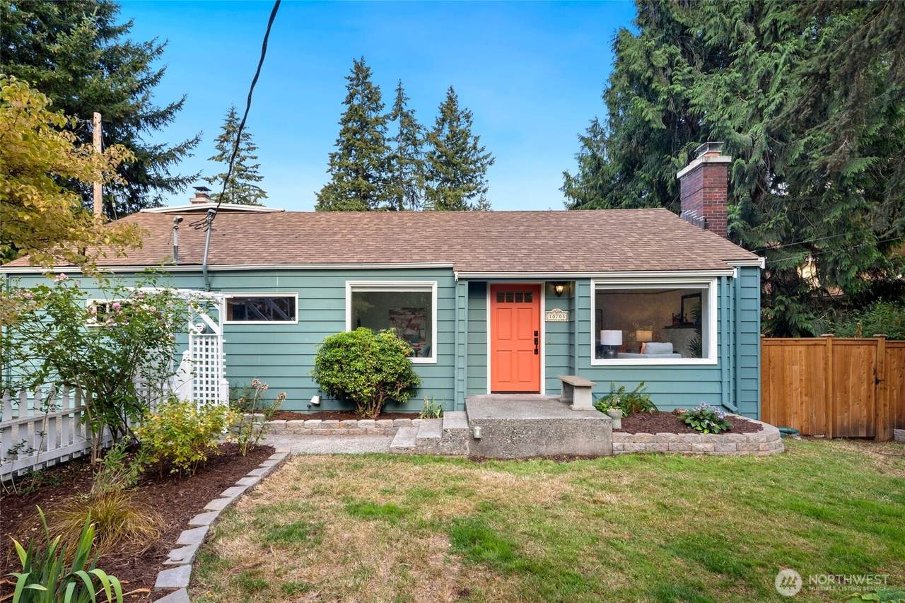 10708 17th Avenue - Photo 1