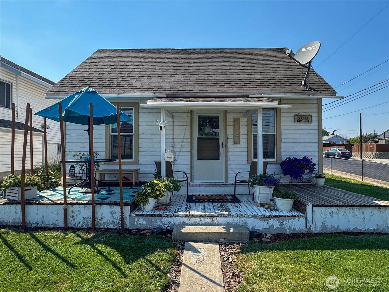 800 Methow Street - Photo 1