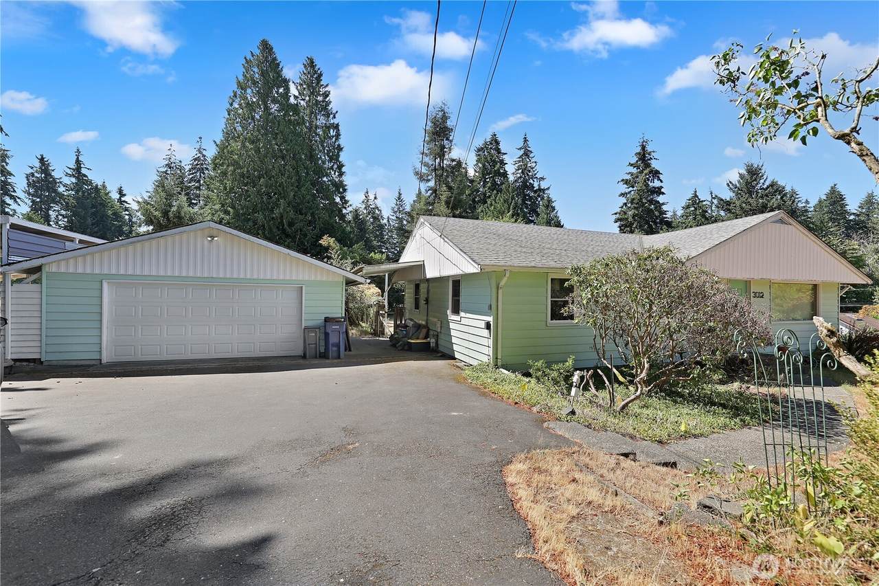 3012 116th Street - Photo 1