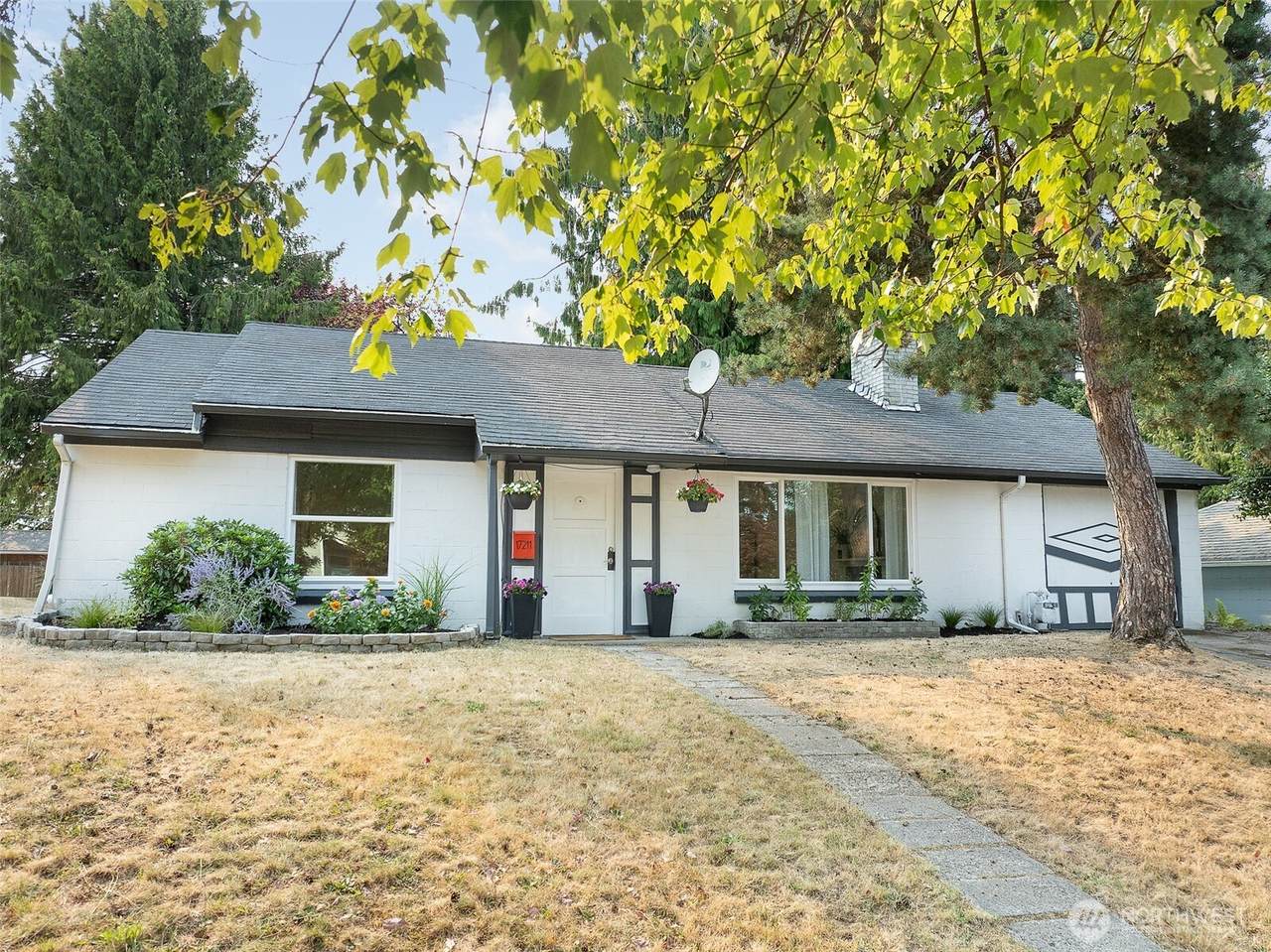17211 5th Avenue - Photo 1