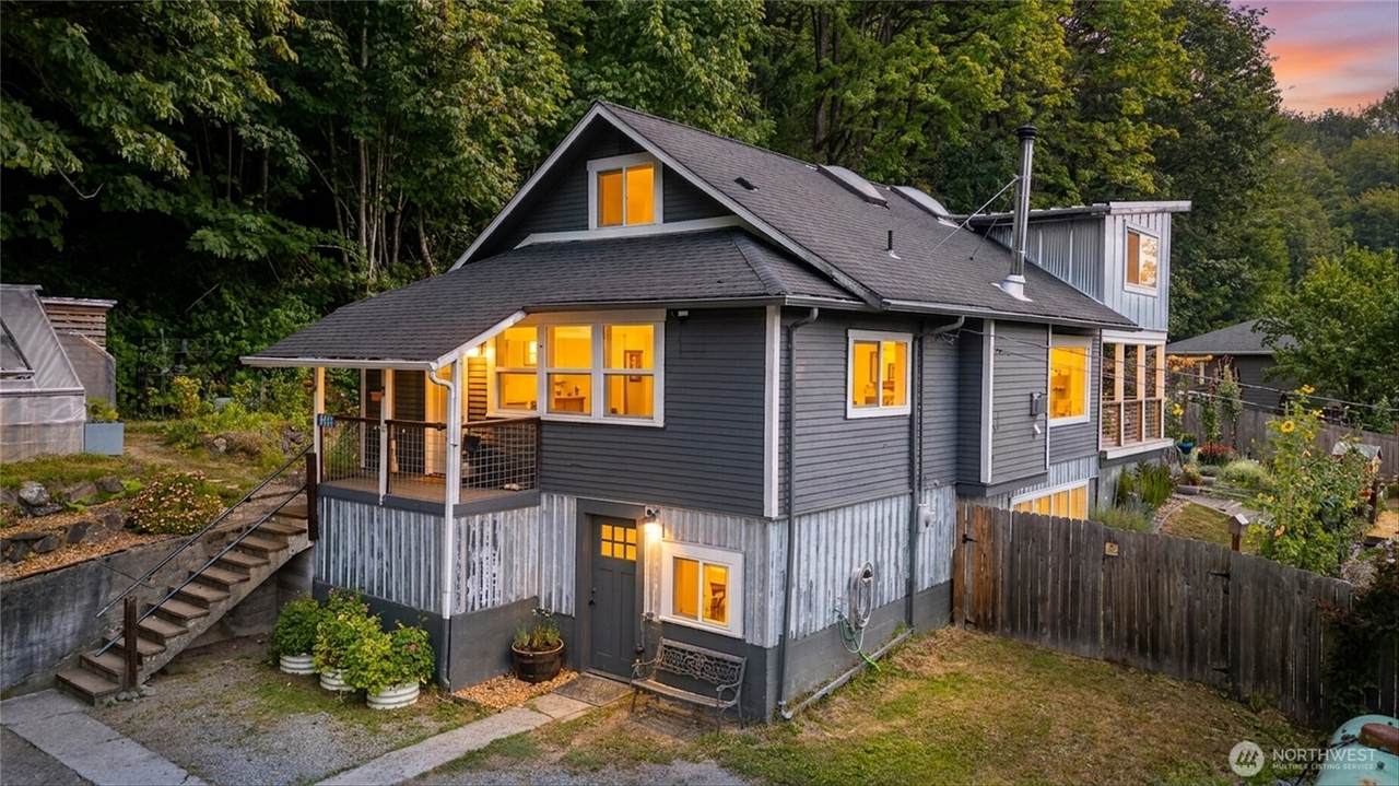 7223 Nims Place - Photo 1