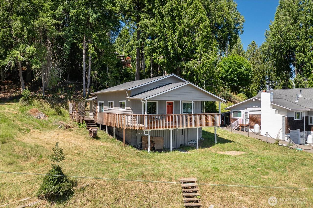 1310 Herron Boulevard - Photo 1
