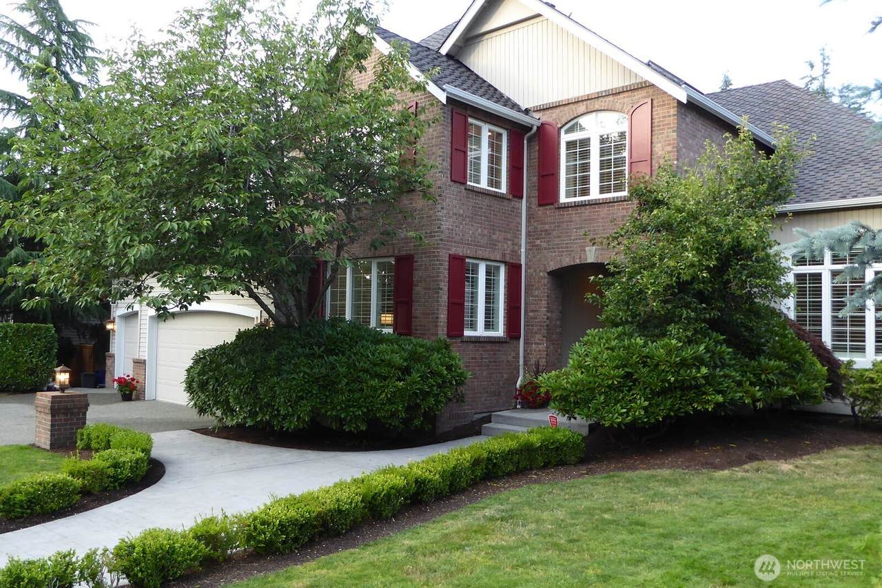 2446 279th Drive - Photo 1