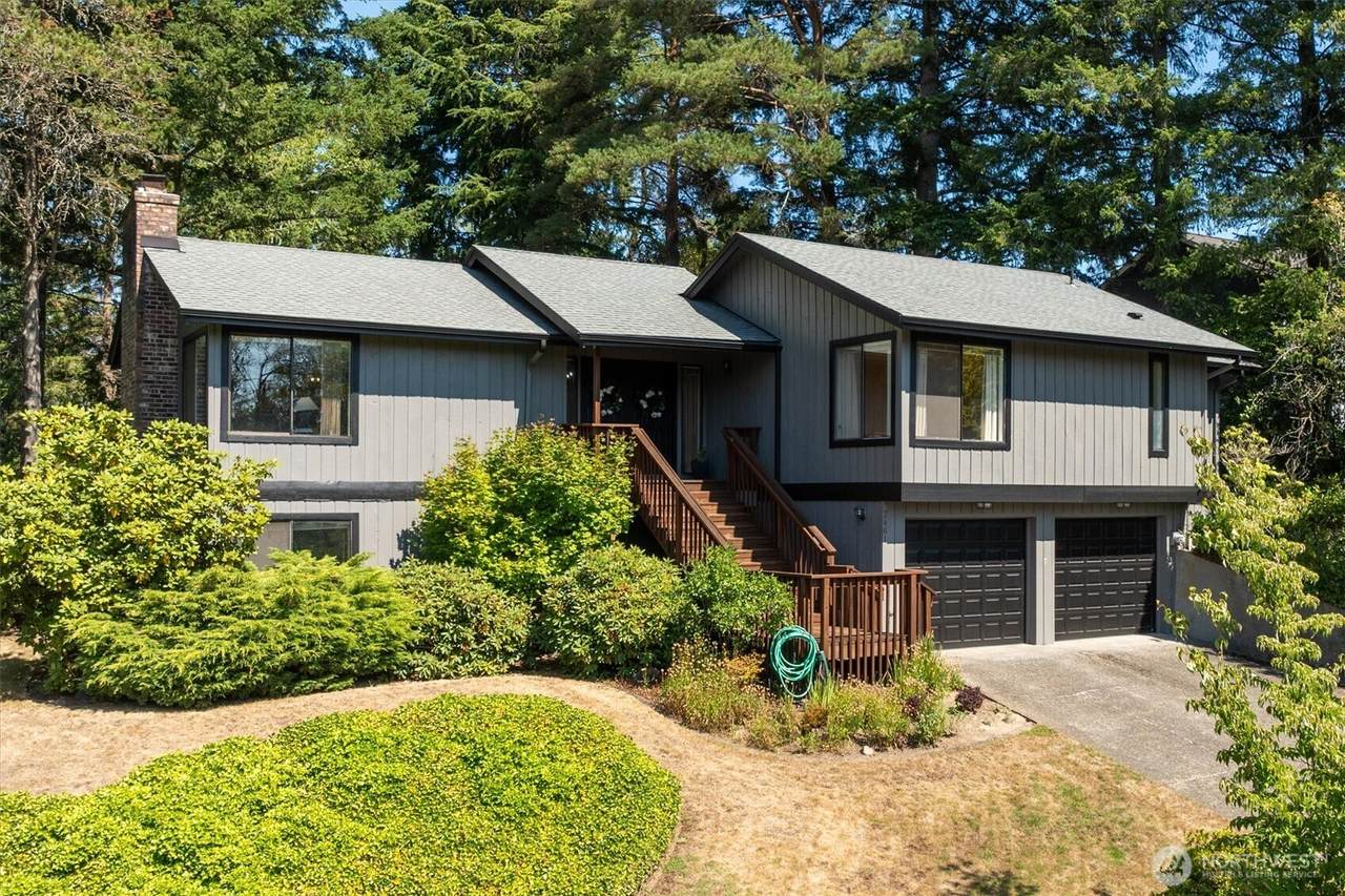 2461 Park Hill Drive - Photo 1