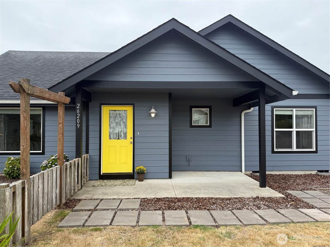 26209 N Place - Photo 1
