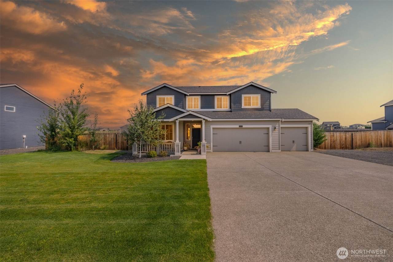 2824 Dapple Gray Way - Photo 1