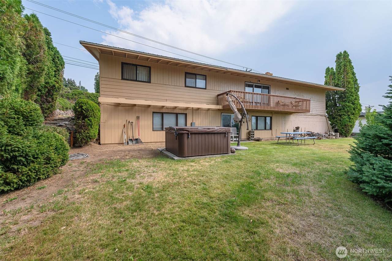 840 Kentucky Avenue - Photo 1