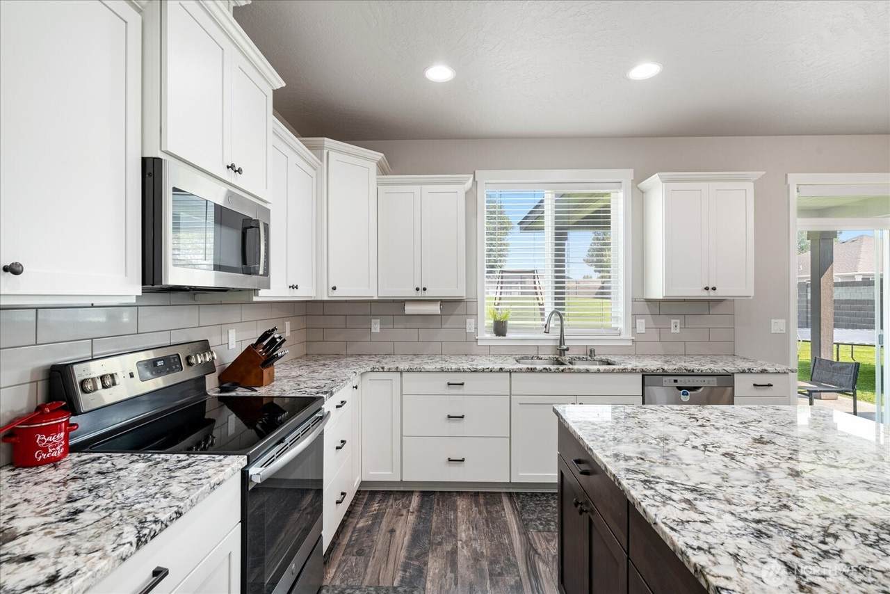 3211 Indigo Lane - Photo 1