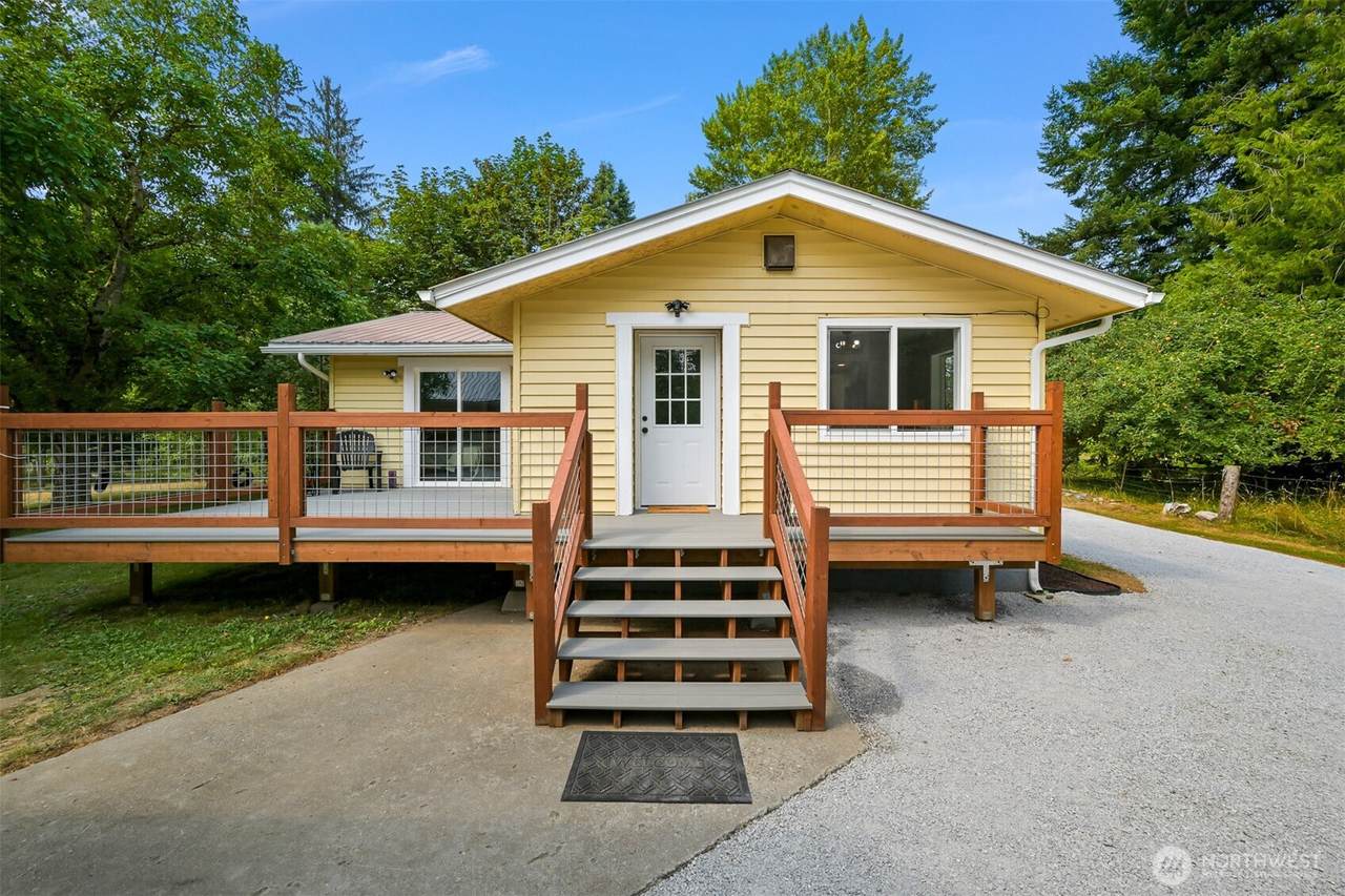 5594 Sand Road - Photo 1