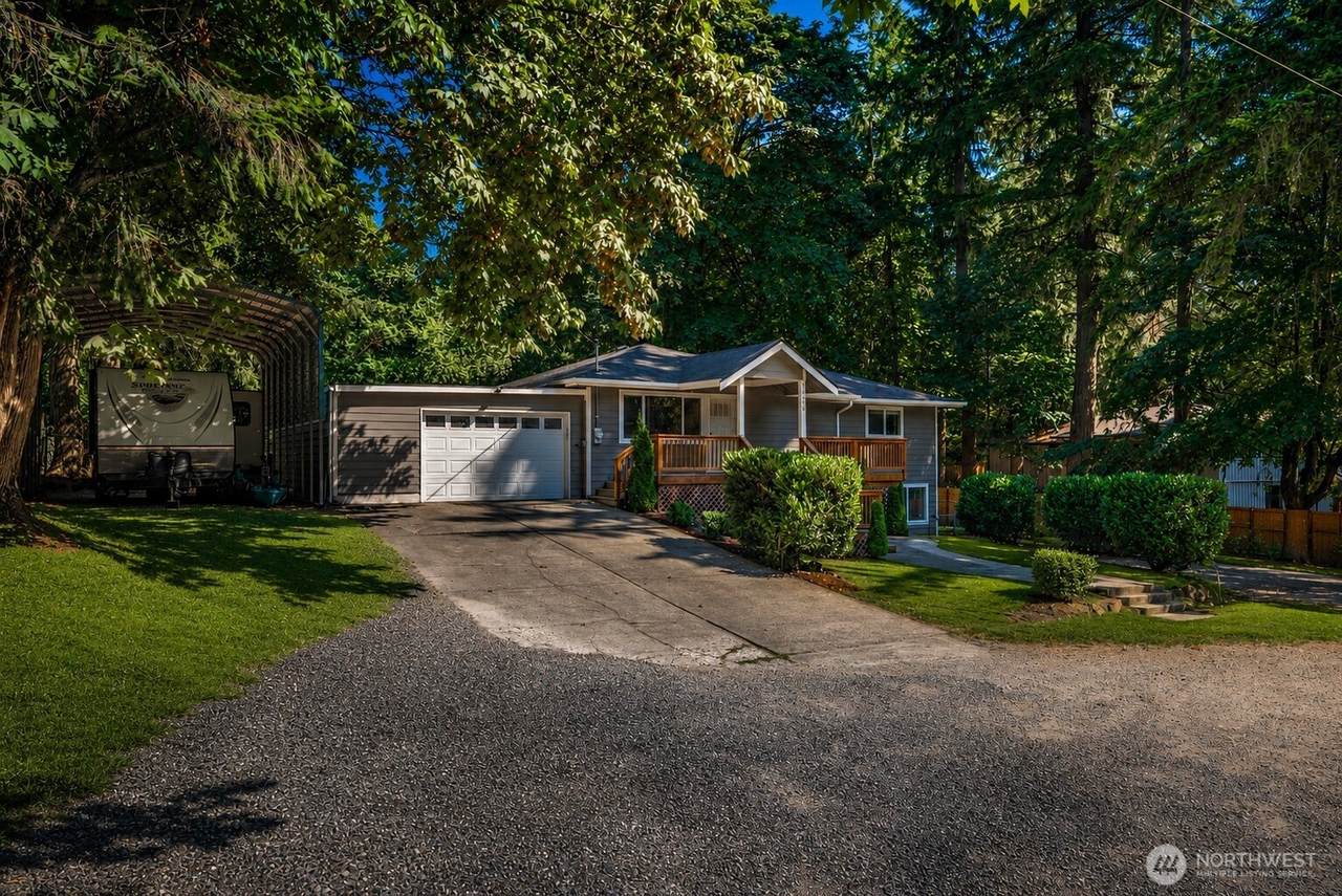 14310 176th Avenue - Photo 1