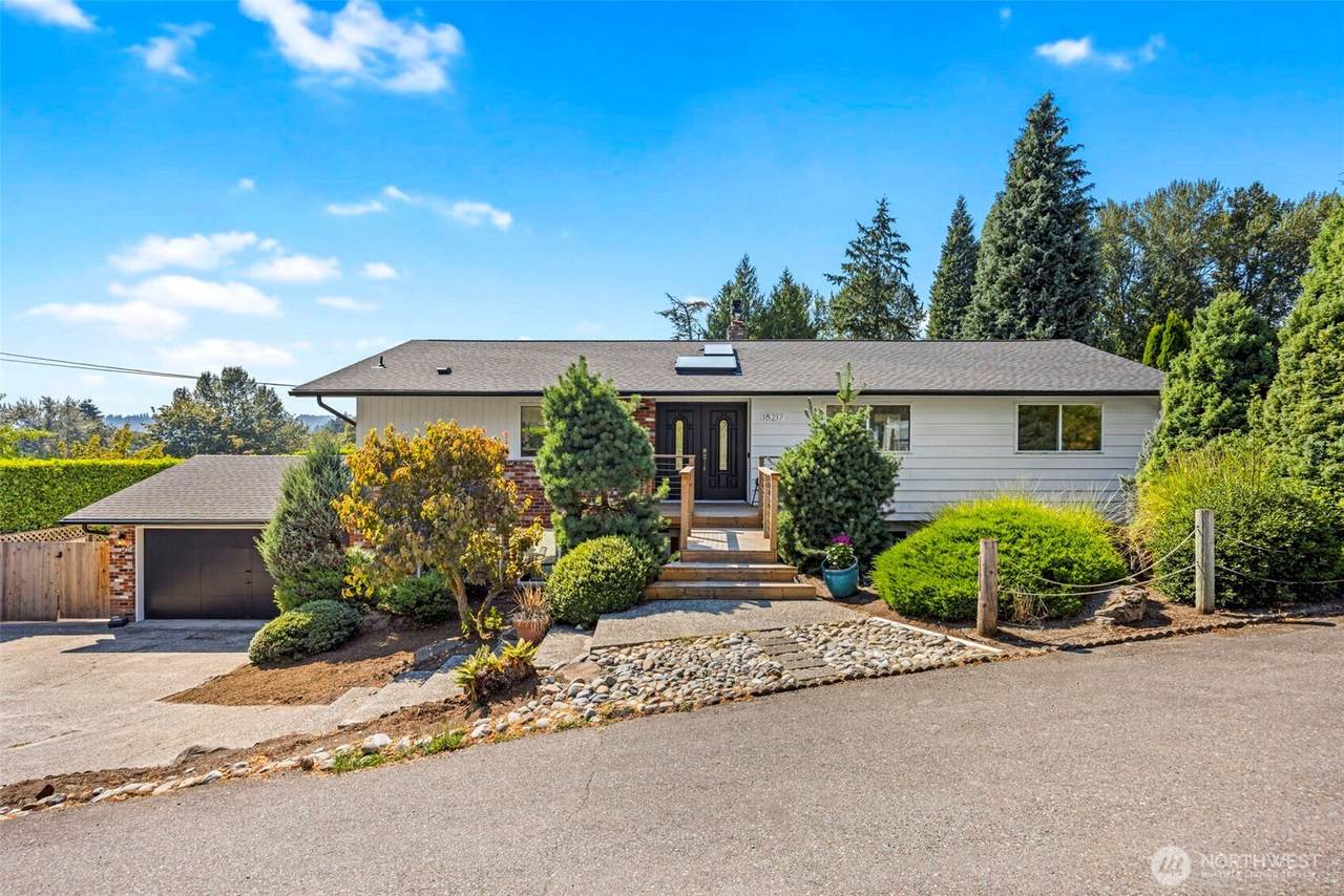 18217 62nd Avenue - Photo 1