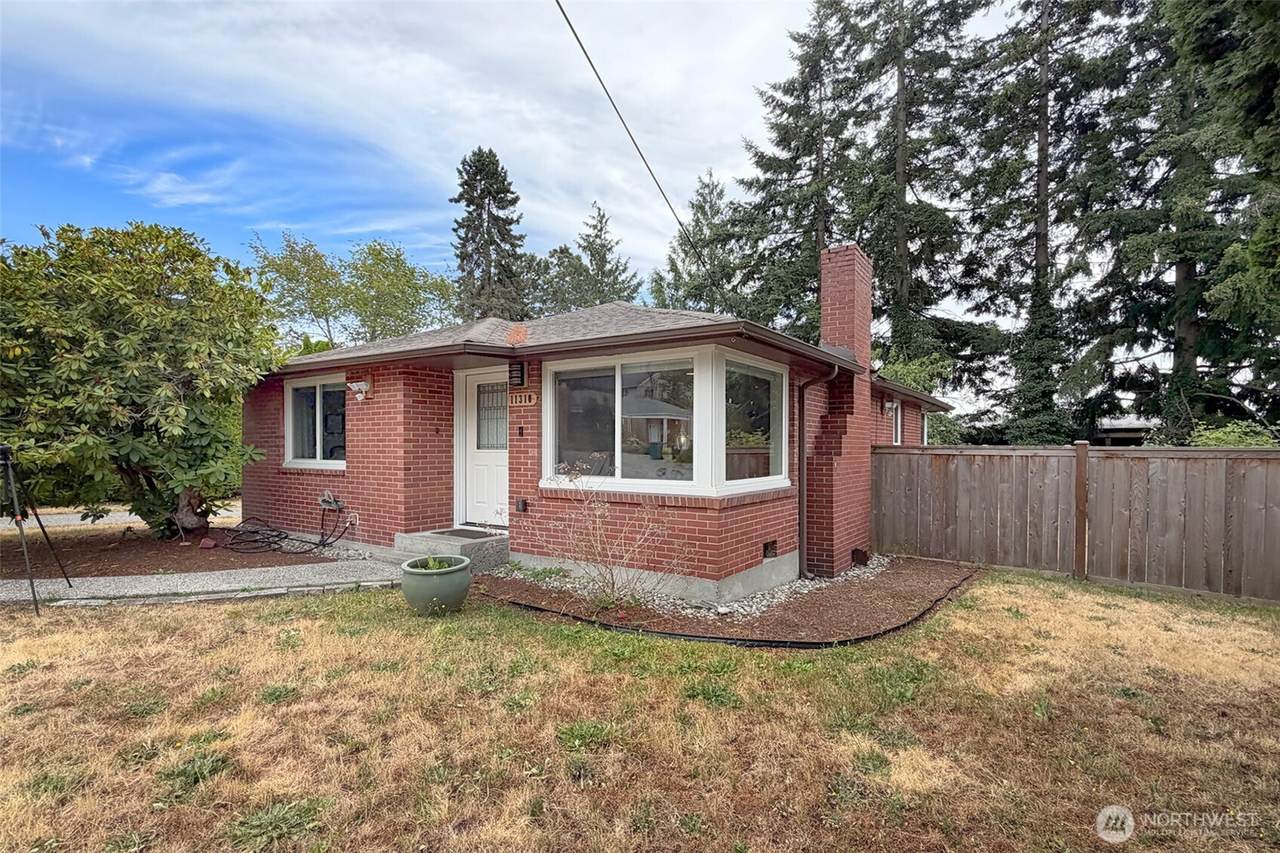 11310 5th Avenue - Photo 1