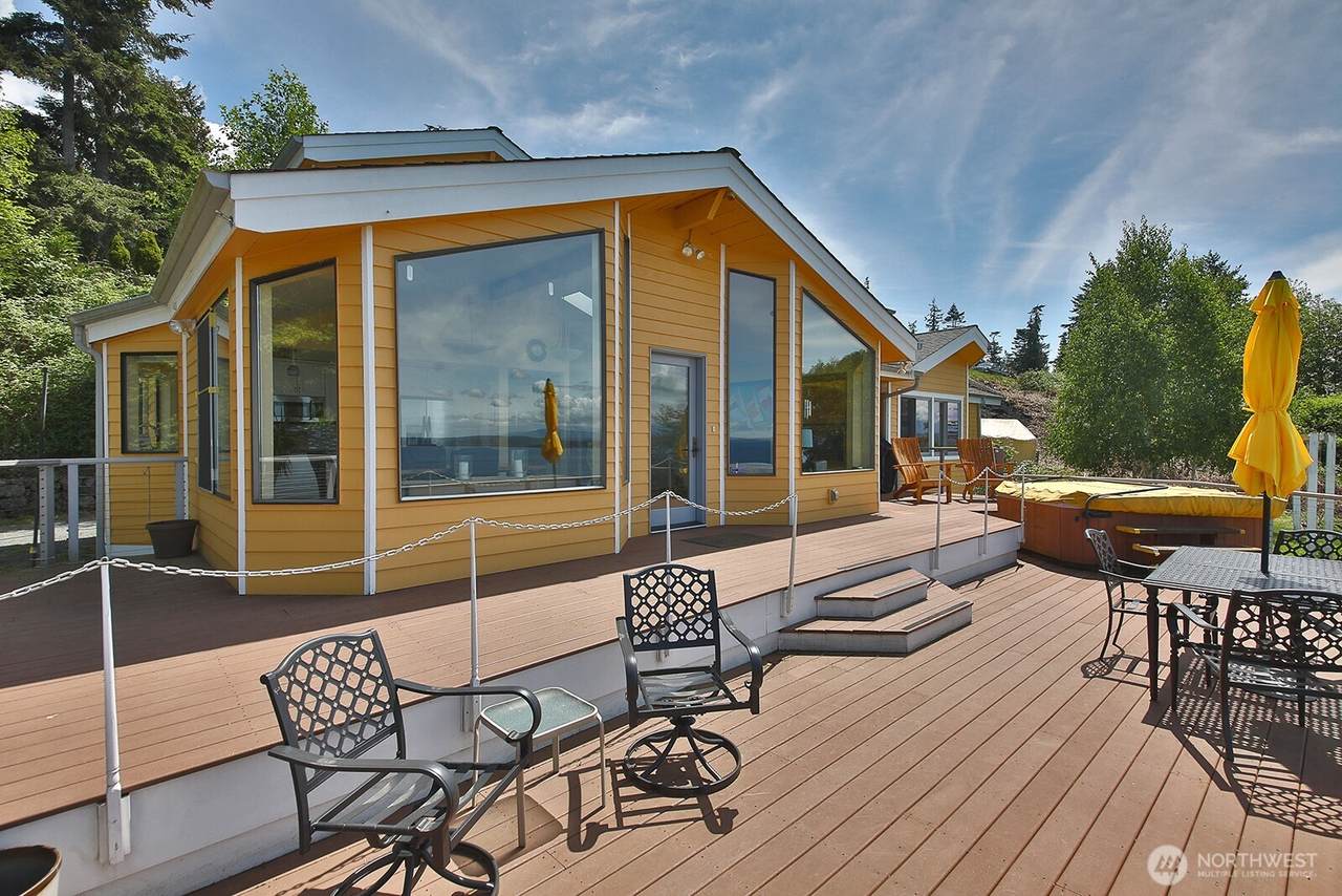 330 Susana Drive - Photo 1
