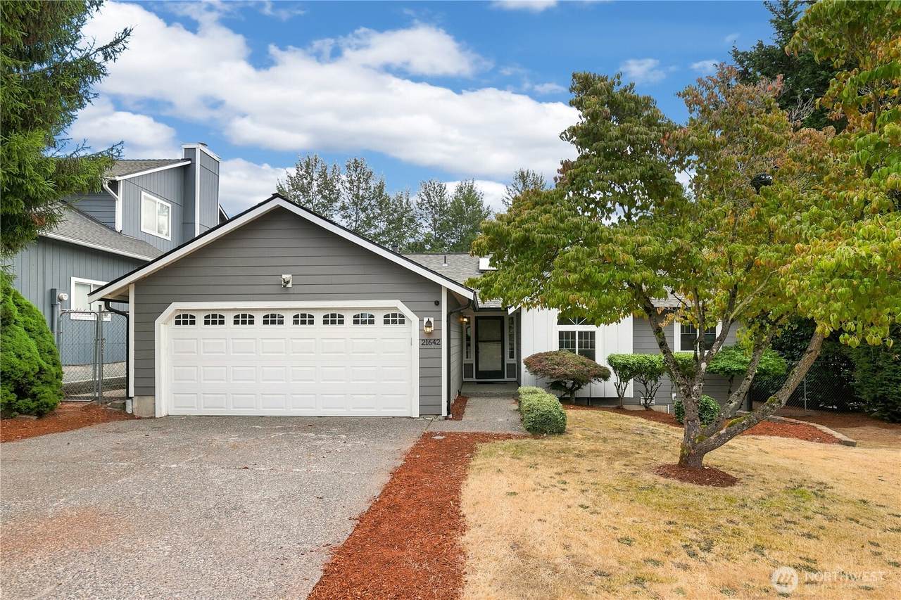 21642 117th Place - Photo 1