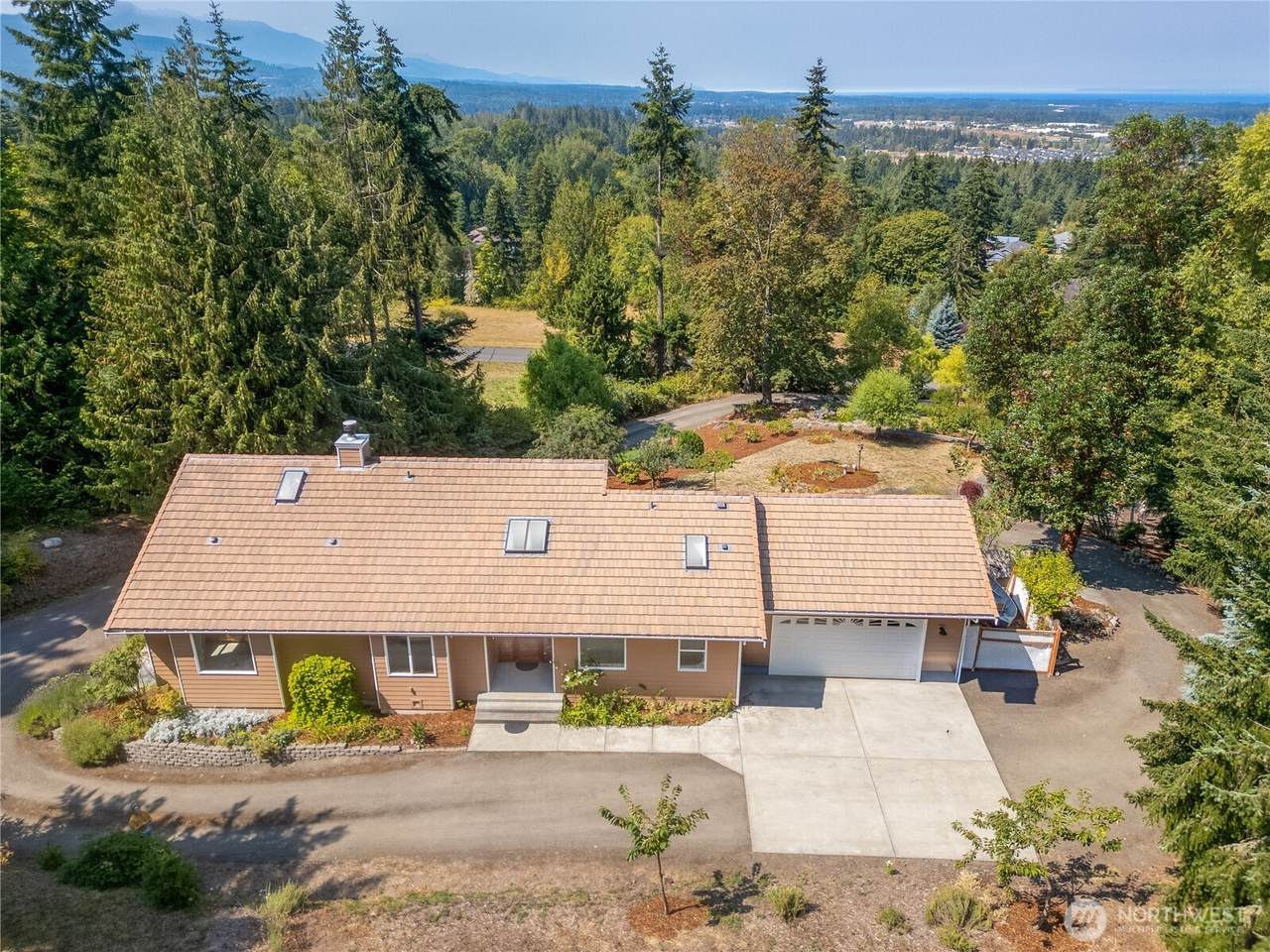823 Fox Hollow Road - Photo 1