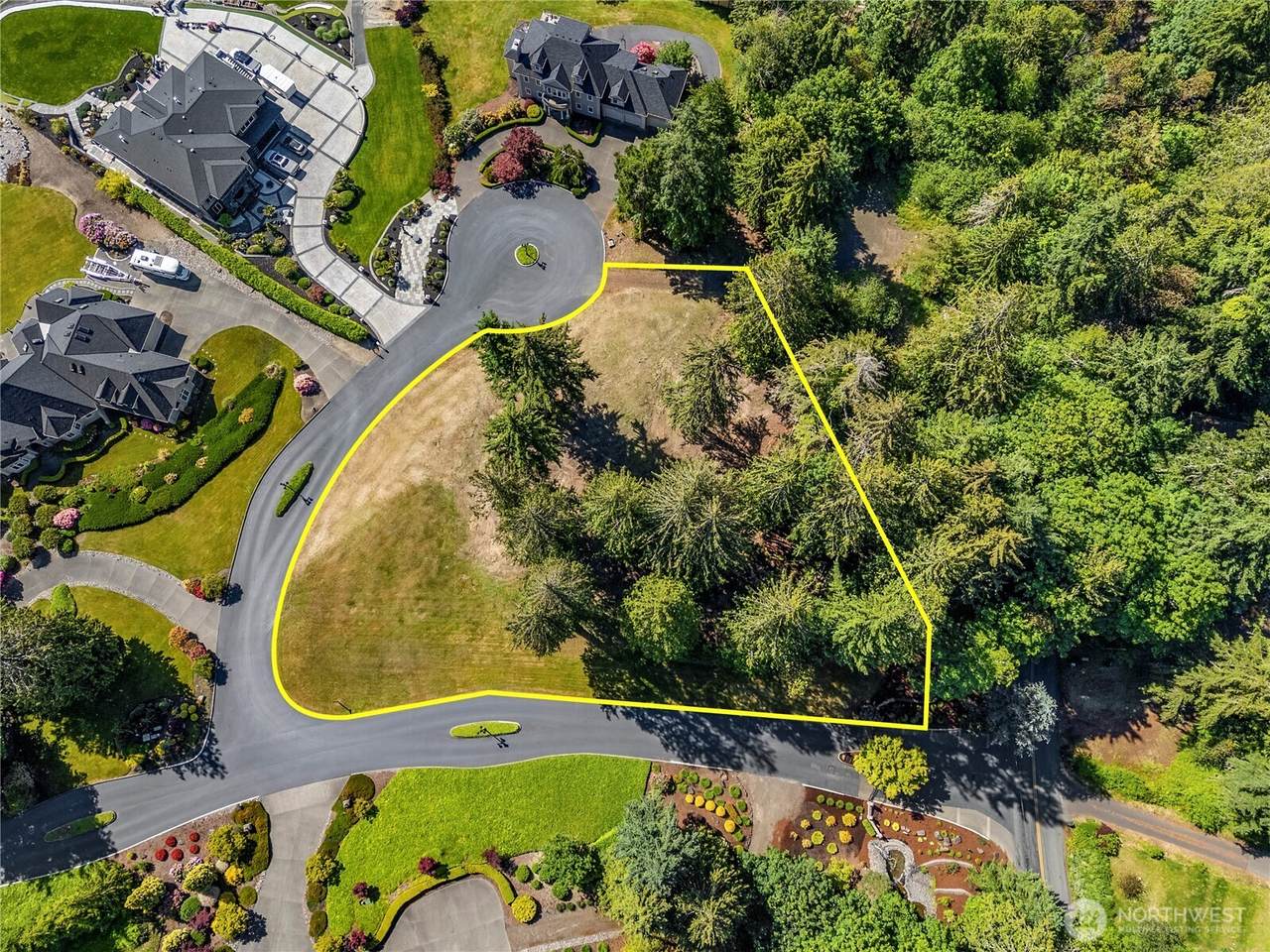 13510 79th Avenue Ct - Photo 1