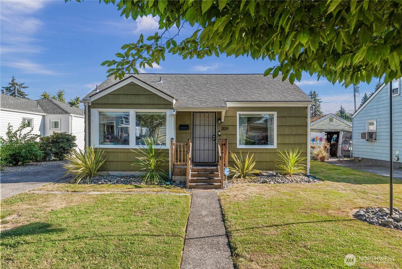 3129 Fir Street - Photo 1