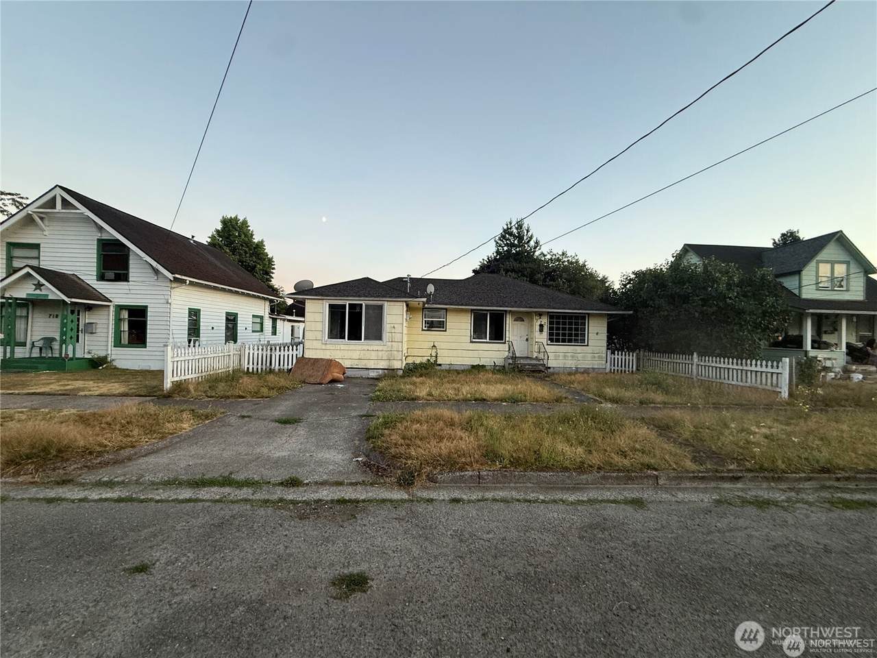 720 Chestnut Street - Photo 1