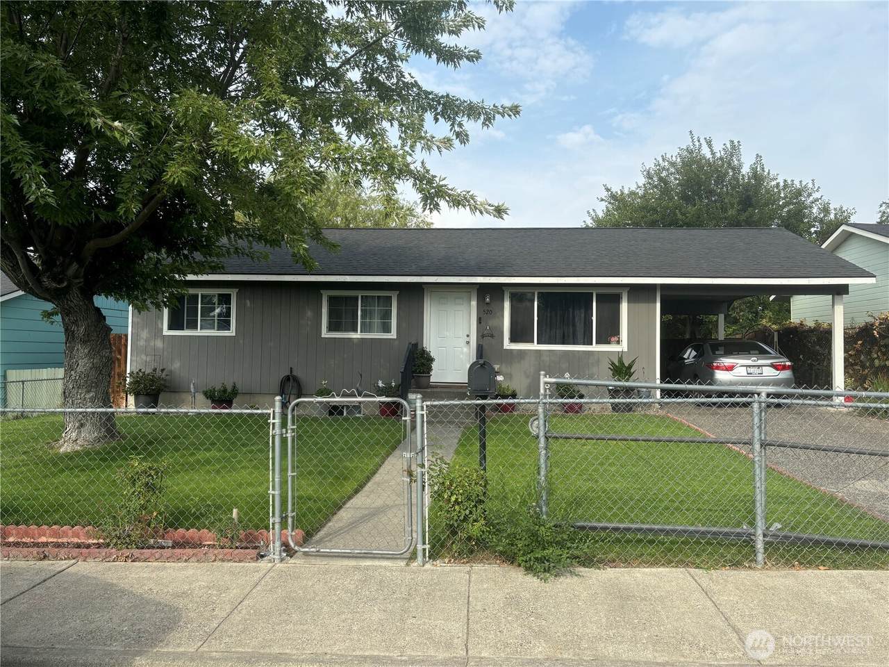 520 Douglas Avenue - Photo 1