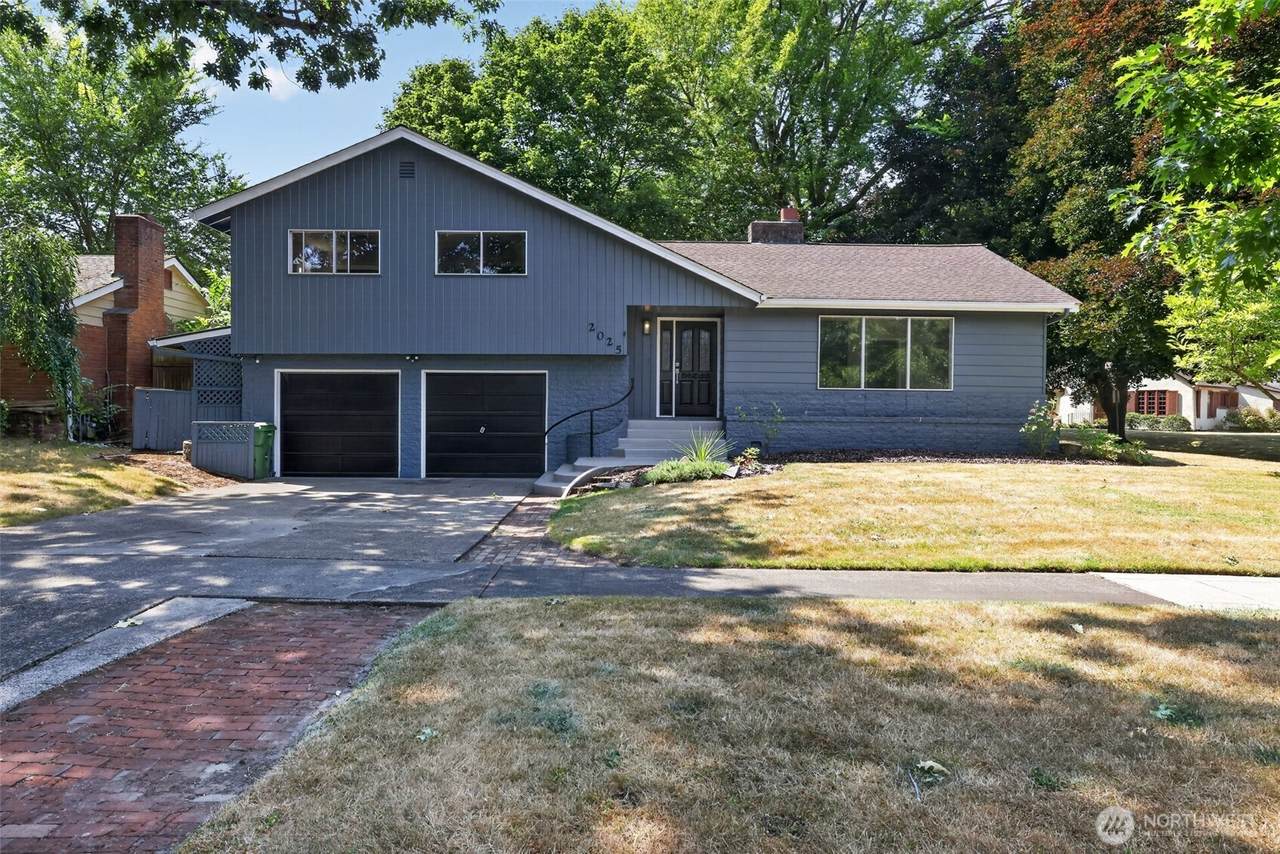 2025 Olympia Way - Photo 1