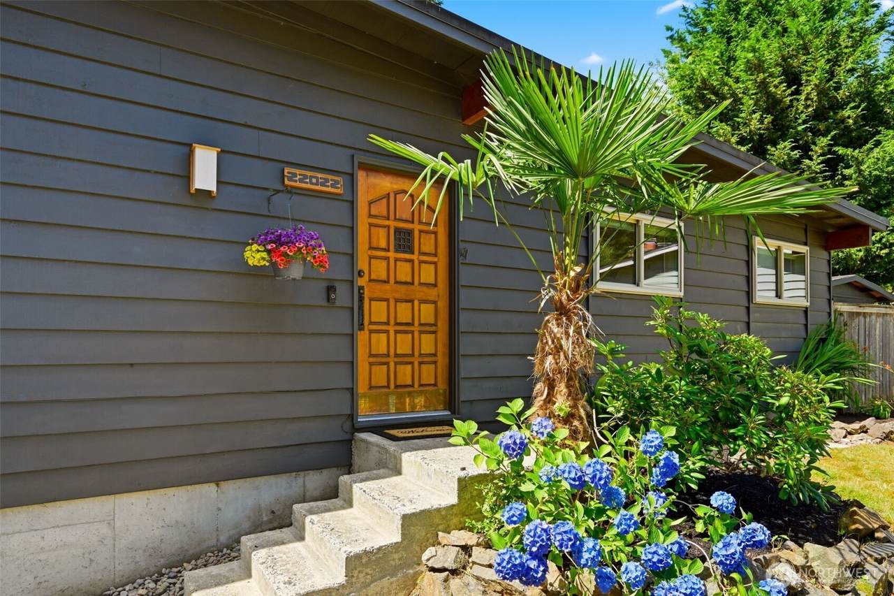 https://bt-photos.global.ssl.fastly.net/nwmls/1280_boomver_1_2572110-1.jpg