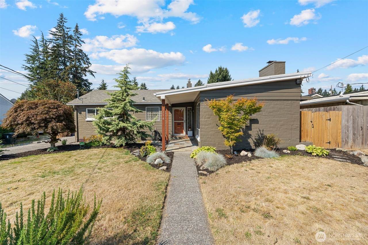 1214 Monroe Street - Photo 1