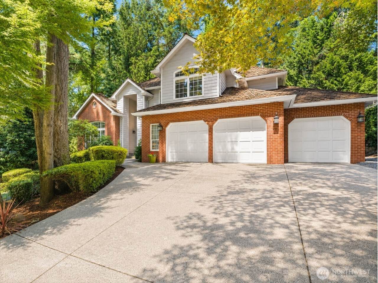4923 Canterwood Drive - Photo 1