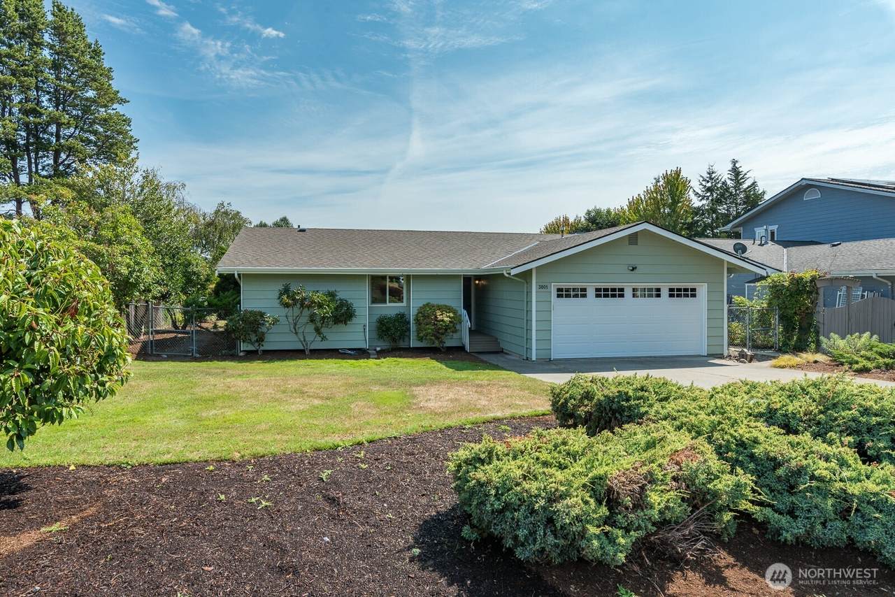 3801 37th Drive - Photo 1