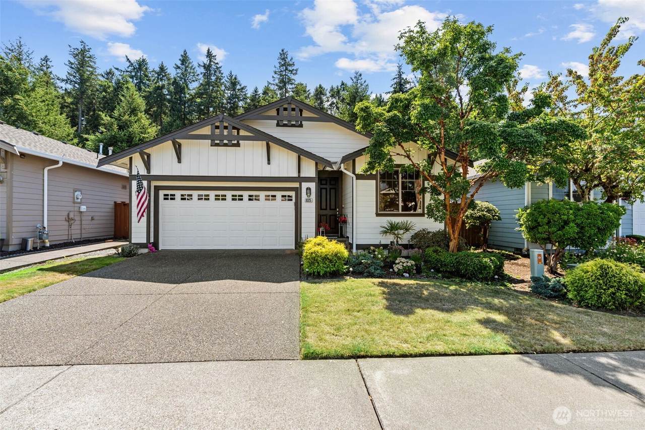 8325 Bainbridge Loop - Photo 1