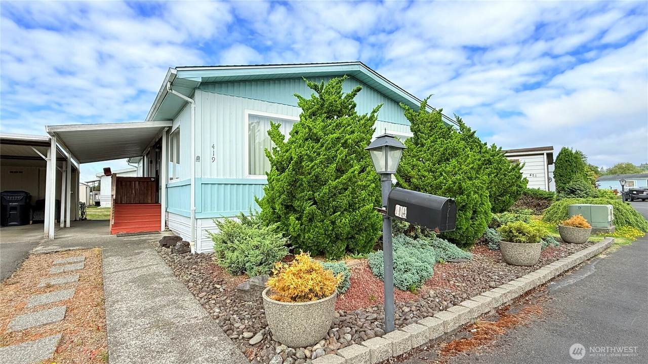 419 Carefree Circle - Photo 1