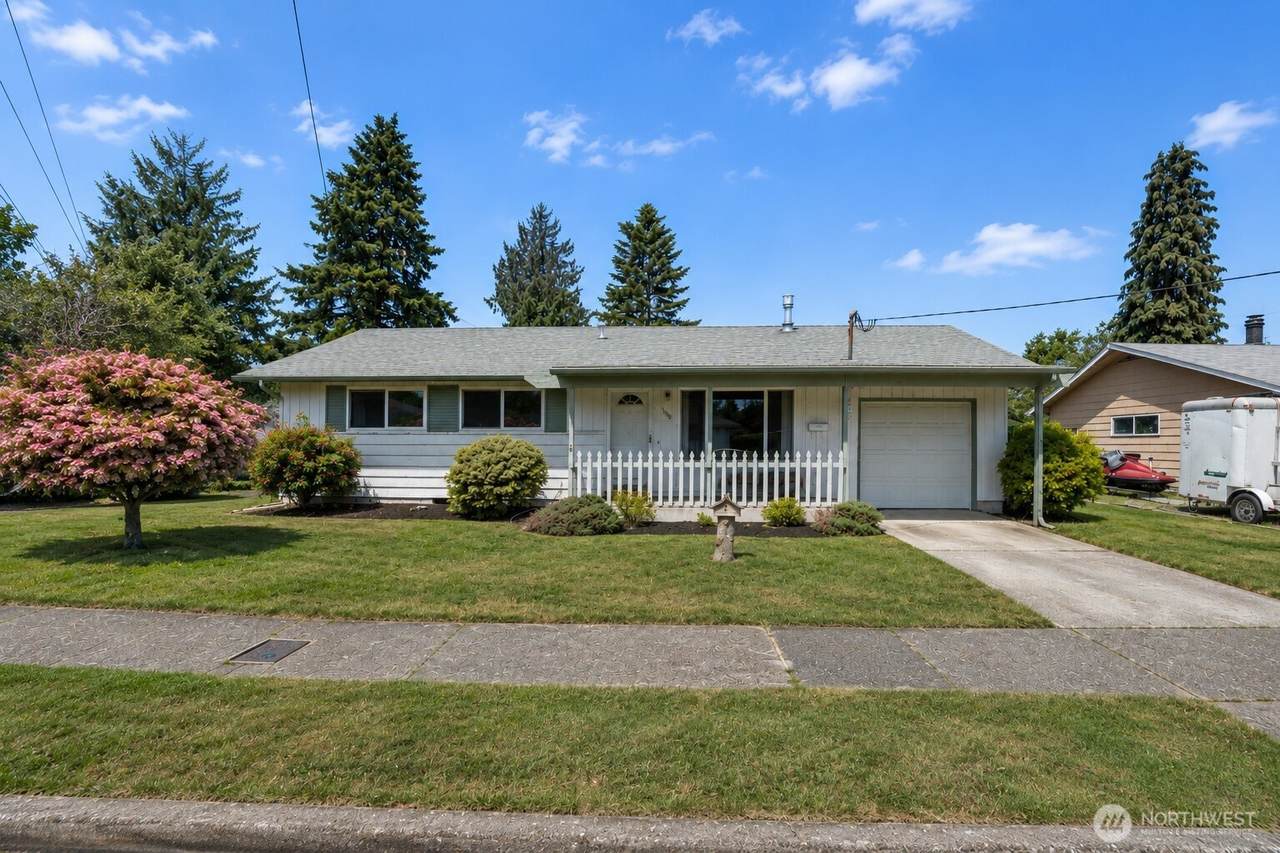1005 20th Street - Photo 1