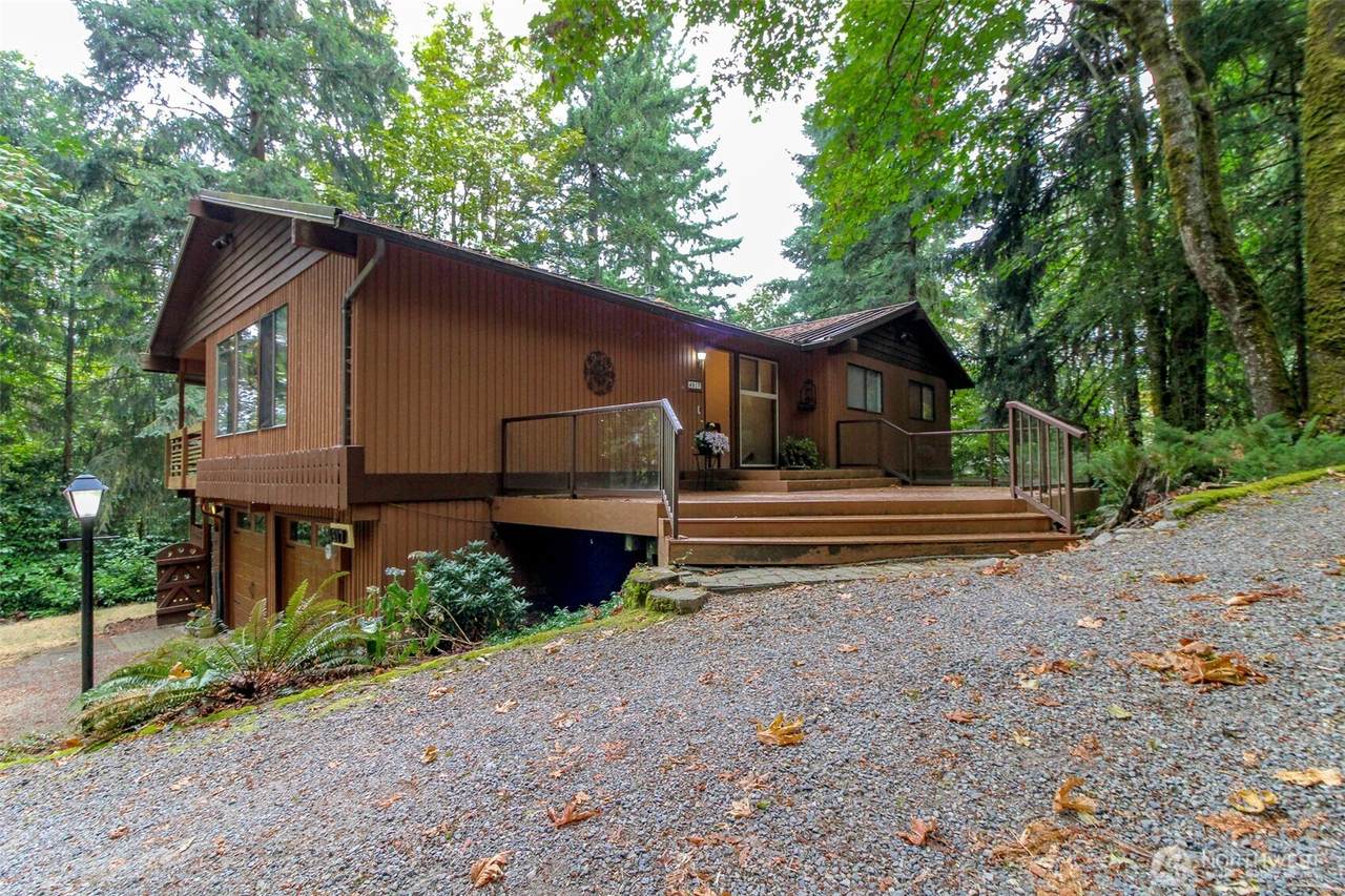 4917 145th Avenue - Photo 1
