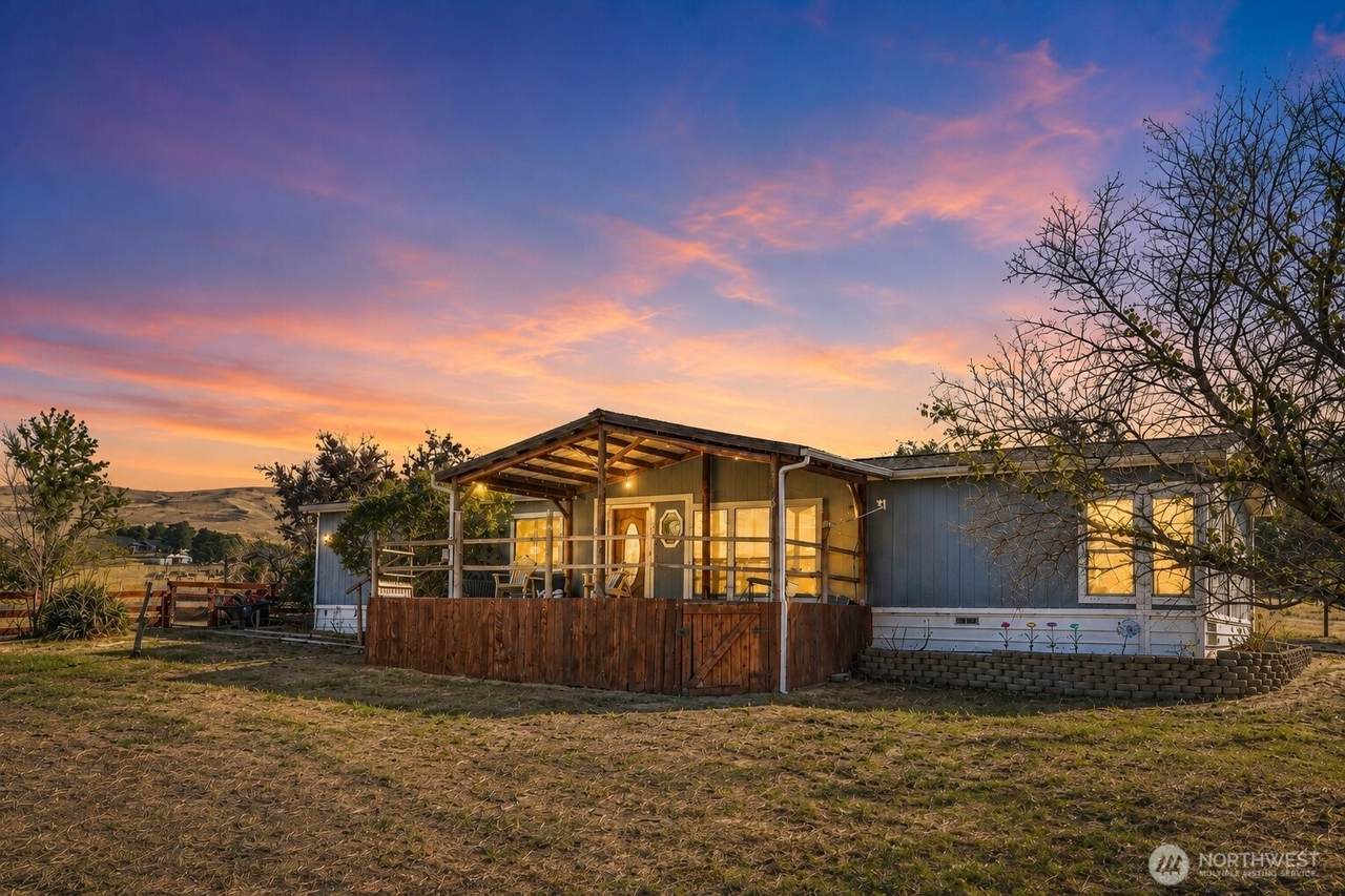 10 Birdsdale Road - Photo 1